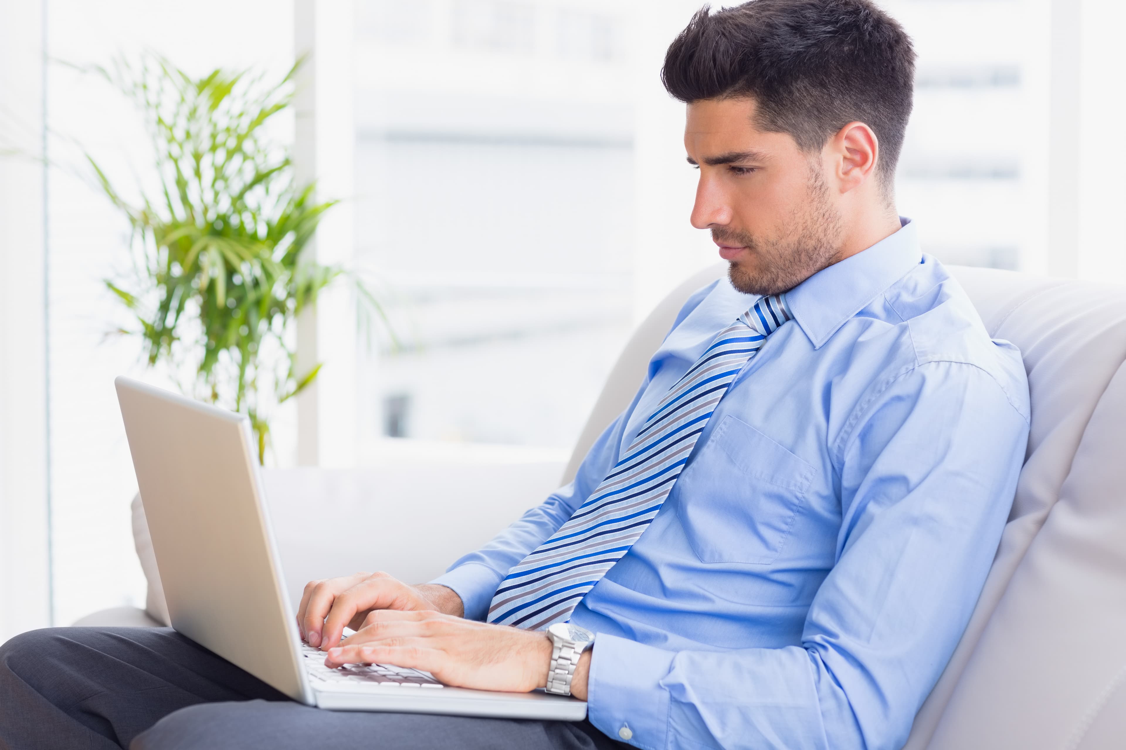 Reseña completa de Netfirms: Alojamiento estable y confiable